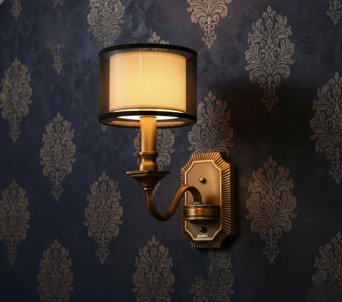 Classic Wall Light